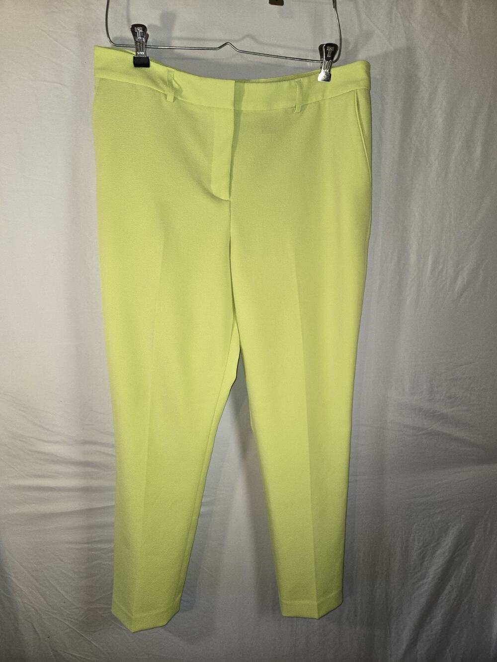 Tahari Bright Lime Green Dress Pants US Womens Size 12 EUC Look Expensive Lux
